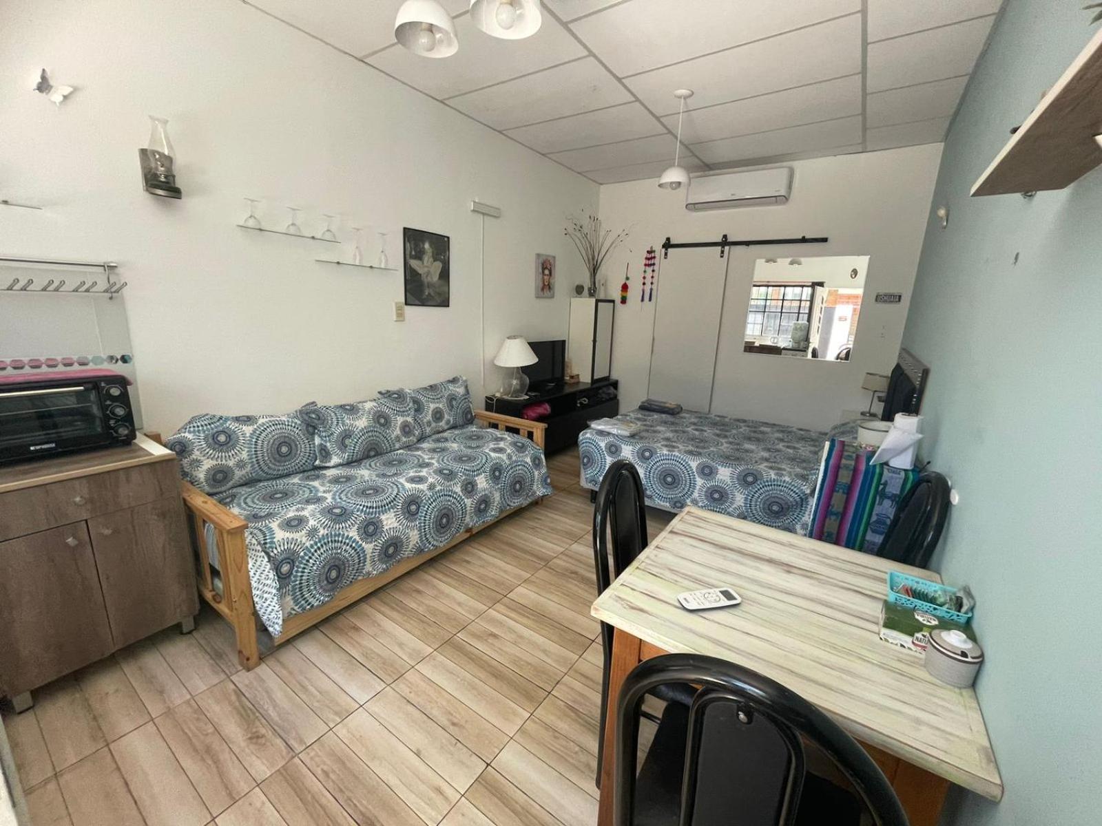 Ezeiza 1 Nuestro Lugar A 15 Minutos Del Aeropuerto Tranfer Opcional Desde Y Al Aeropuerto De Ezeiza Las 24 Horas Pet Friendly Eksteriør billede