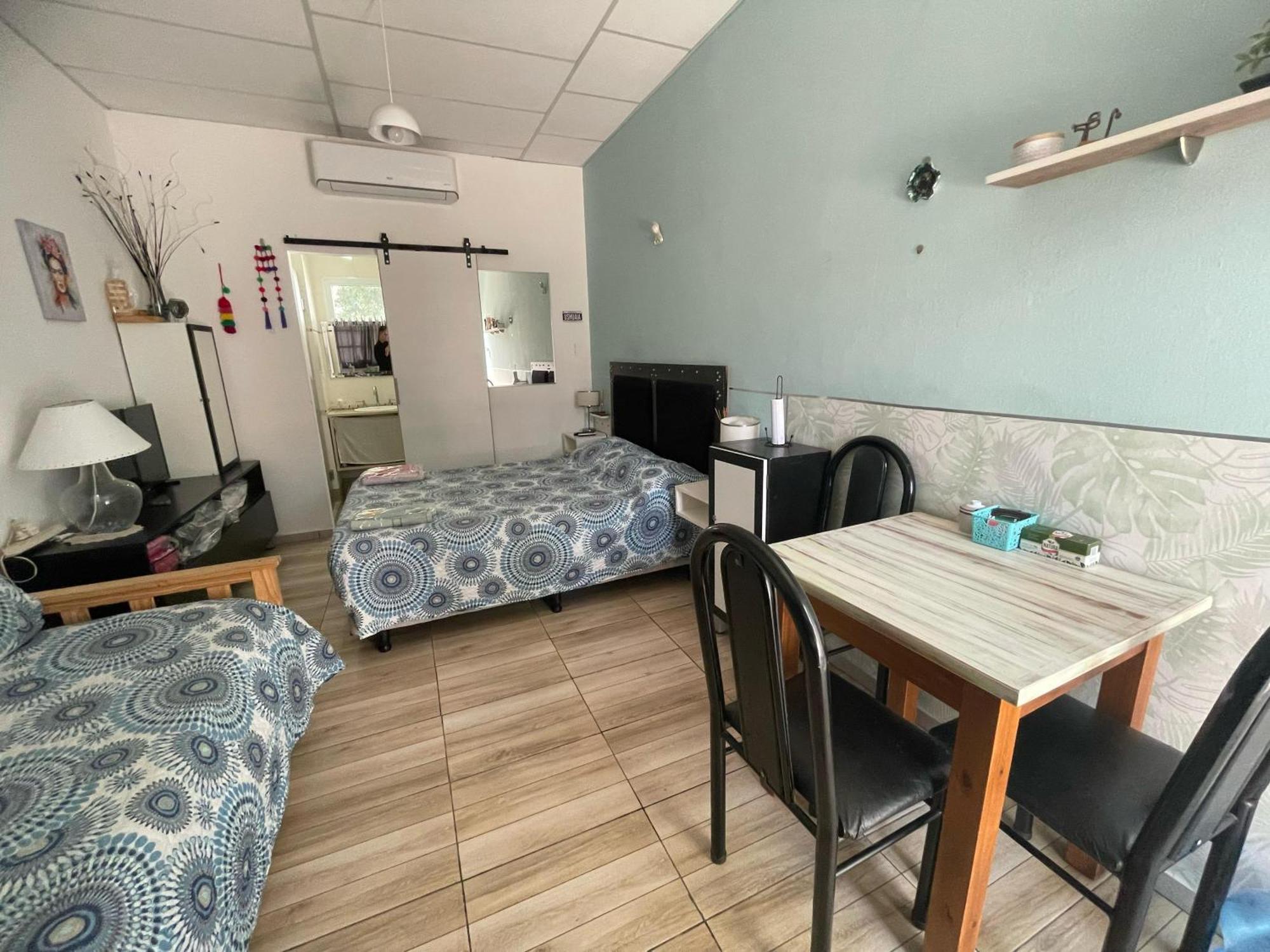 Ezeiza 1 Nuestro Lugar A 15 Minutos Del Aeropuerto Tranfer Opcional Desde Y Al Aeropuerto De Ezeiza Las 24 Horas Pet Friendly Eksteriør billede